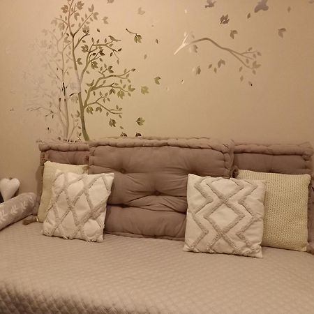 Bed and Breakfast Au Petit Nid Froissart Chimay Exterior foto